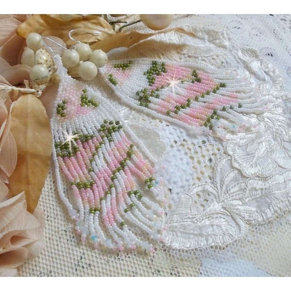 BO Matin Lumineux con perlas japonesas y cristales de la Casa Swarovski