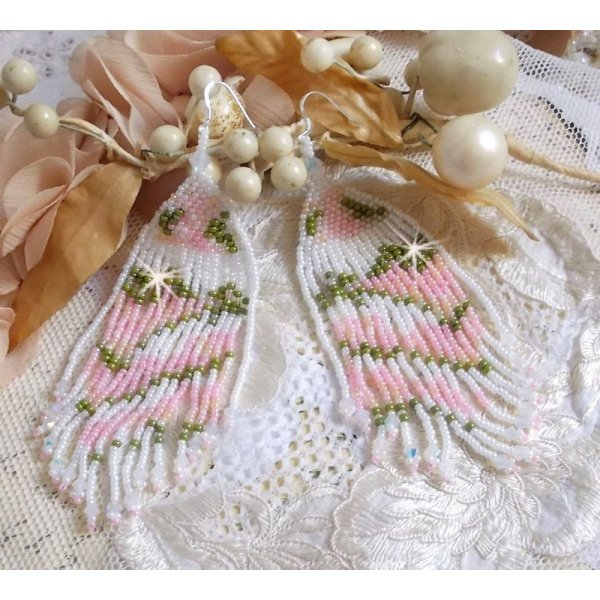 BO Matin Lumineux con perlas japonesas y cristales de la Casa Swarovski