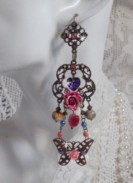 BO Roses and Butterfly con estos dulces estampados de flores y mariposas, cuentas de cristal ojo de gato y facetas de m&aacute;rmol rosa