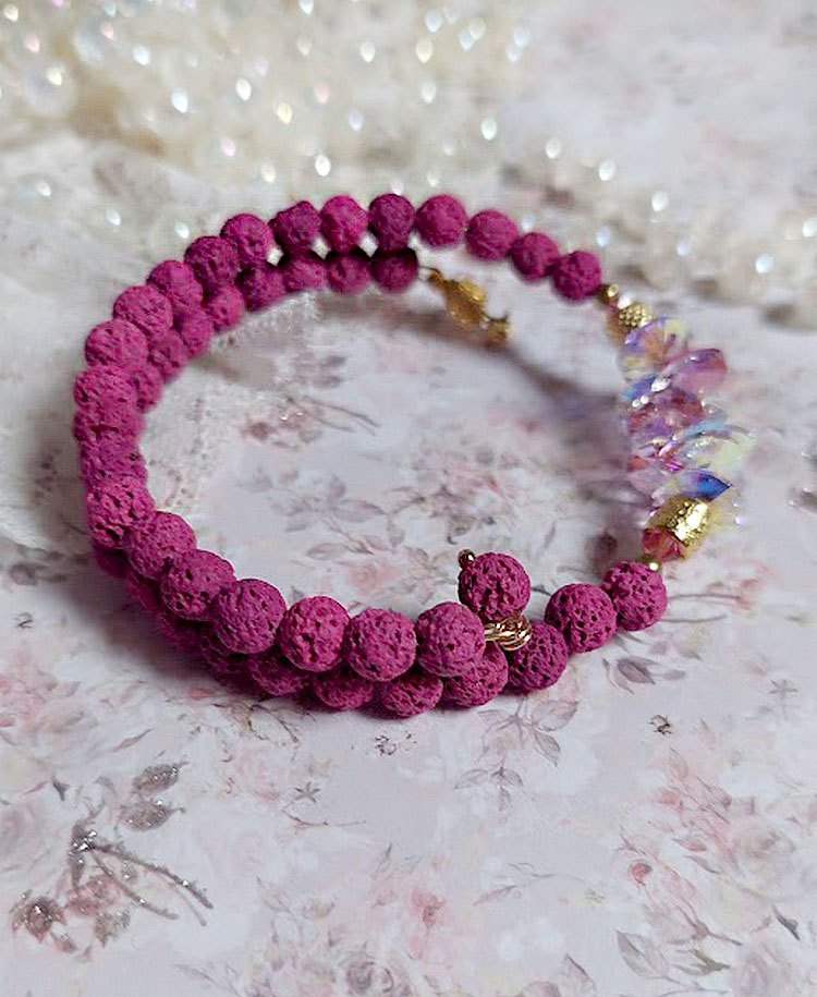 Bracelet Couronne Rose Framboise avec pierres de Lave, pendentifs et toupies en cristal, breloque arbre de vie