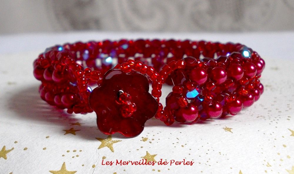 Pulsera de perlas Myrella con facetas y perlas