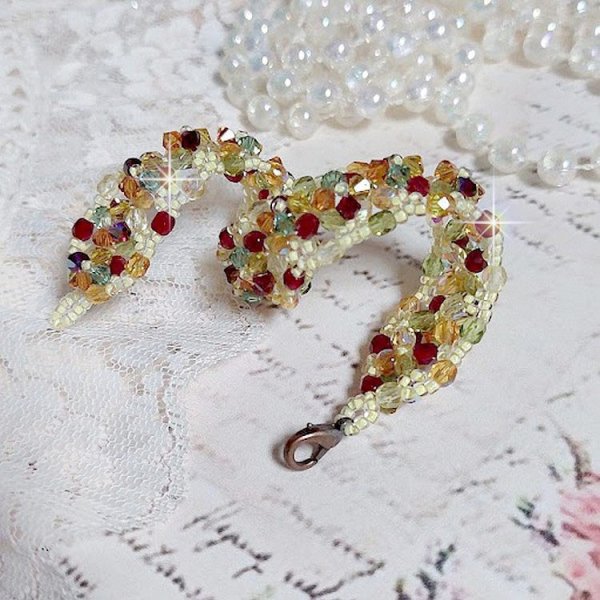 Pulsera provenzal con trompos y facetas de cristal Swarovski