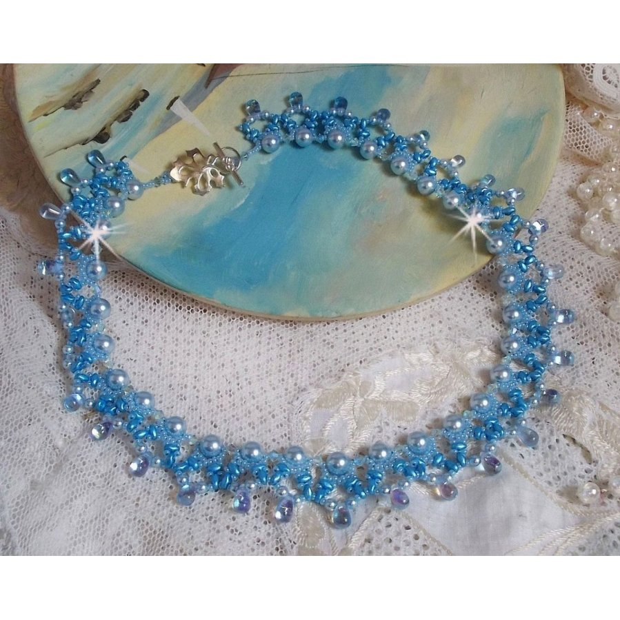 Collar Light Azur con perlas de cristal Swarovski y gotas de vidrio