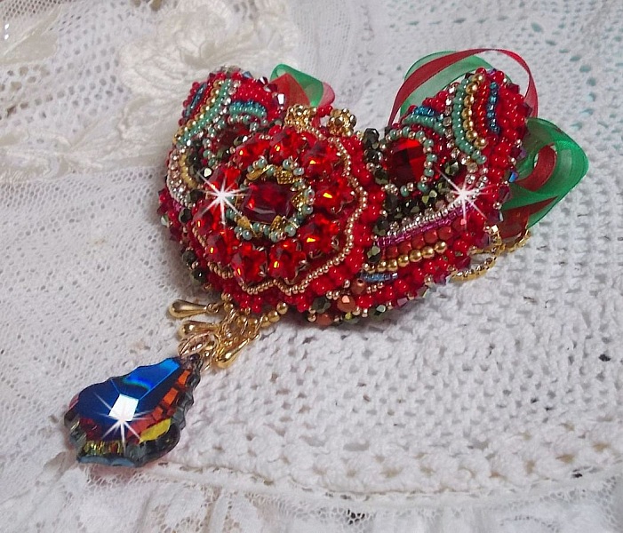 Collar Mia Haute-Couture Barroco/Vintage bordado con cristales Swarovski, chapado en oro, abalorios de diferentes calidades