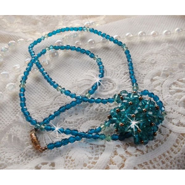 Collar colgante de esmeralda con espirales y facetas de cristal Swarovski