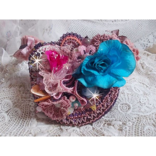 Collar Jardin Po&eacute;tique de encaje, cristales de Swarovski, perlas, cuentas de rocalla, plata chapada en oro de 18 quilates y perlas semipreciosas