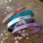 Pulsera de cuero grabada personalizada para mujer