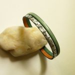 Pulsera dúo de cuero en plata y color a elegir