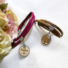 Pulsera de cuero personalizada con cabujón de madera grabado