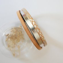 Pulsera brazalete de mujer en cuero natural y plata 