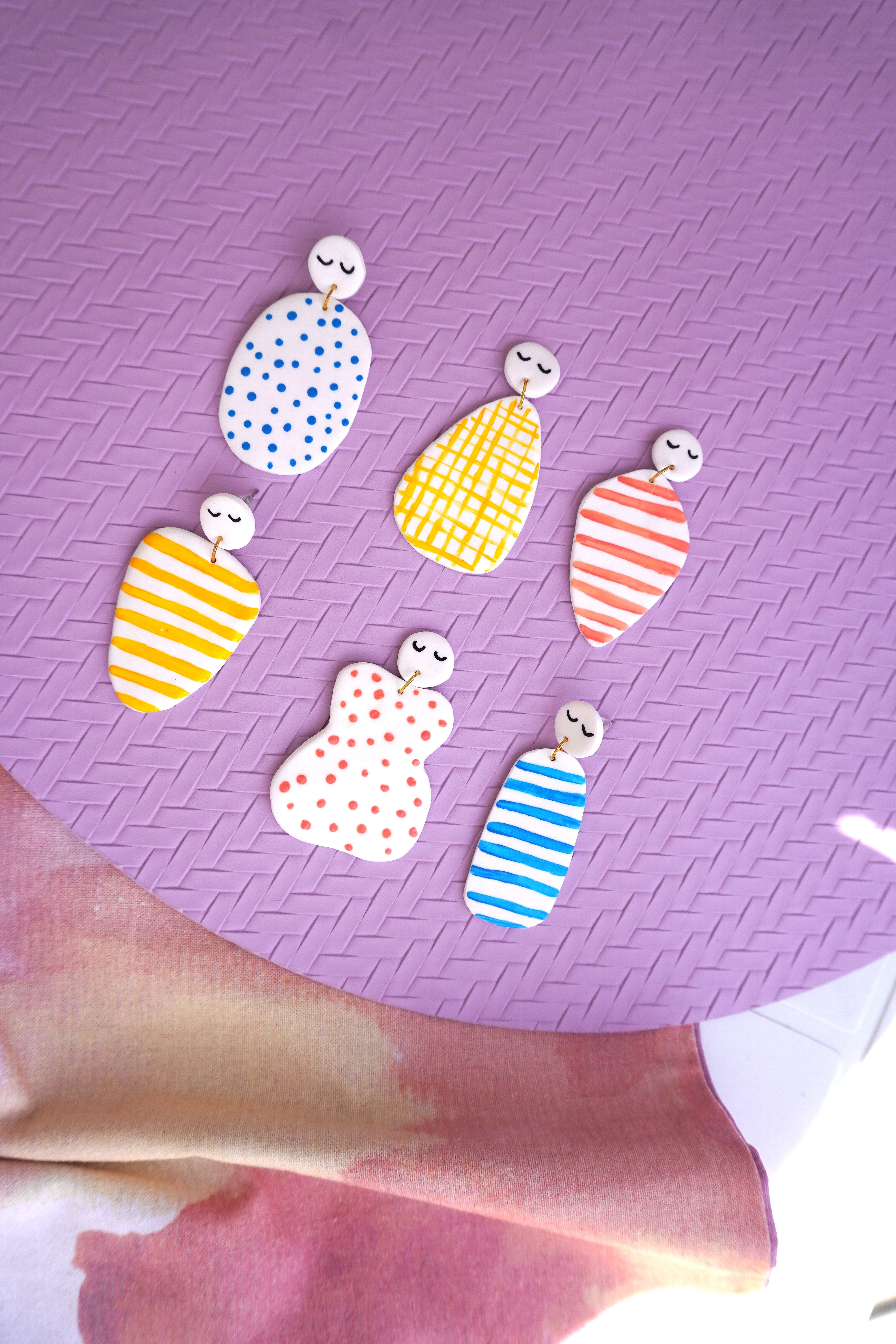 Boucles d'oreilles en argile polym&egrave;re P&eacute;tale