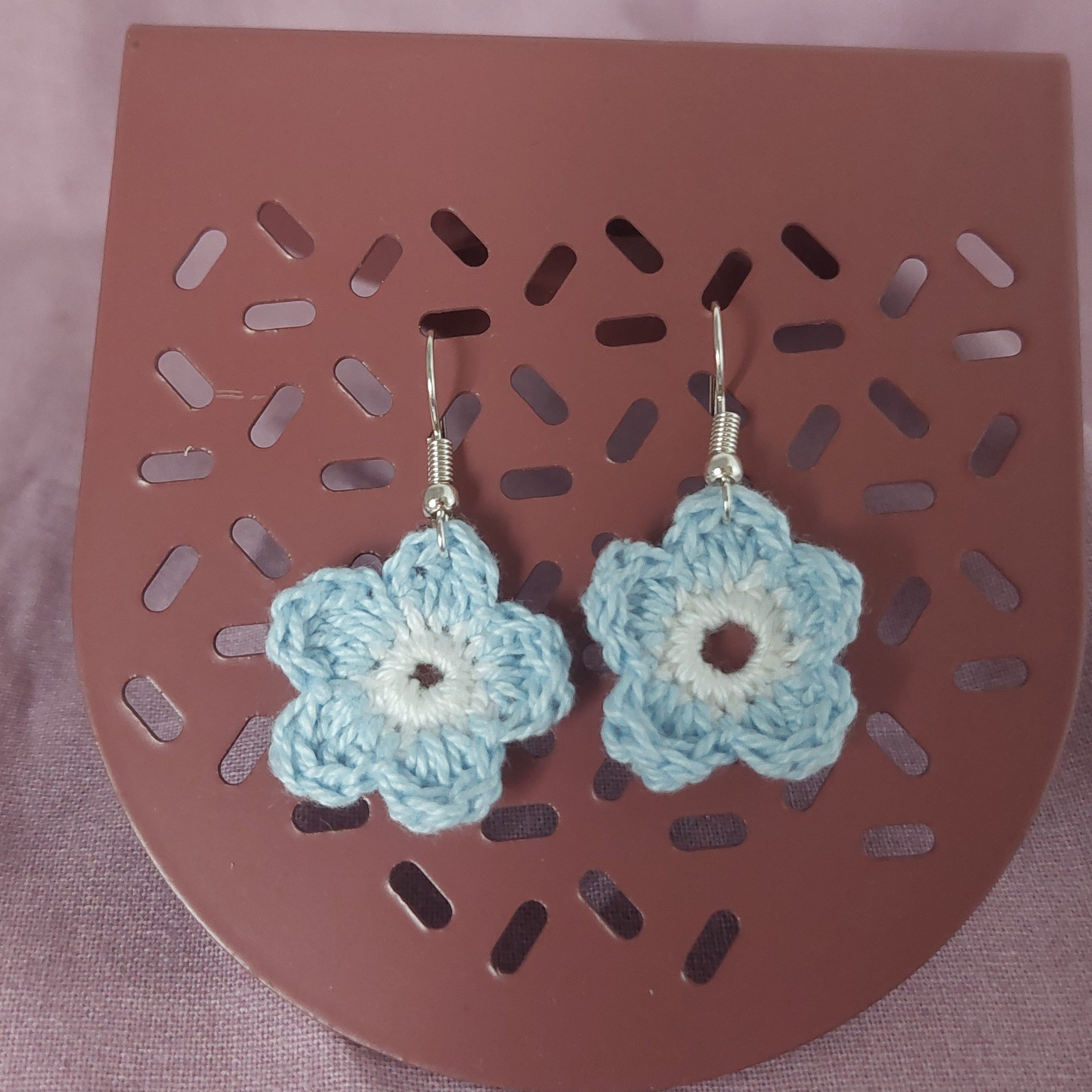 Boucles d'oreilles au crochet fleur simple