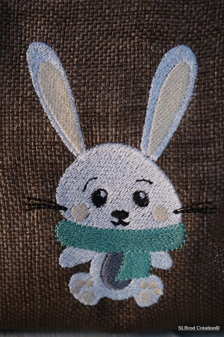 Mochila infantil conejo bufanda verde personalizable